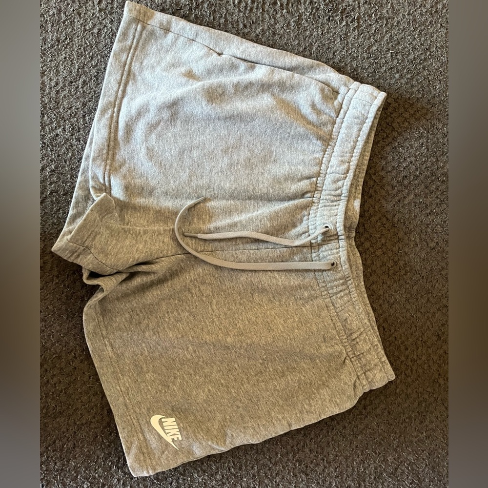 Nike Shorts size LG